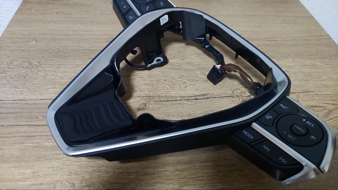 220クラウン ステアリングスイッチ カスタム