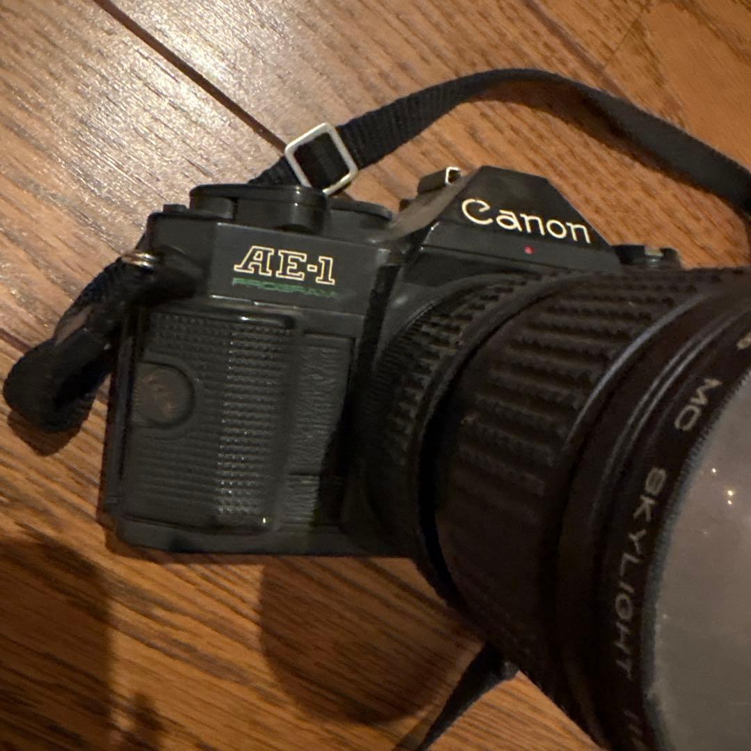 Canon AE-1 フィルムカメラ レンズ付き動作確認なし