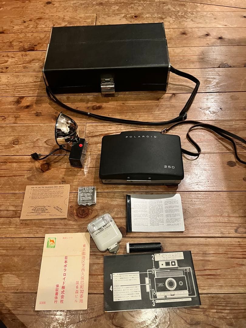 ポラロイドカメラ