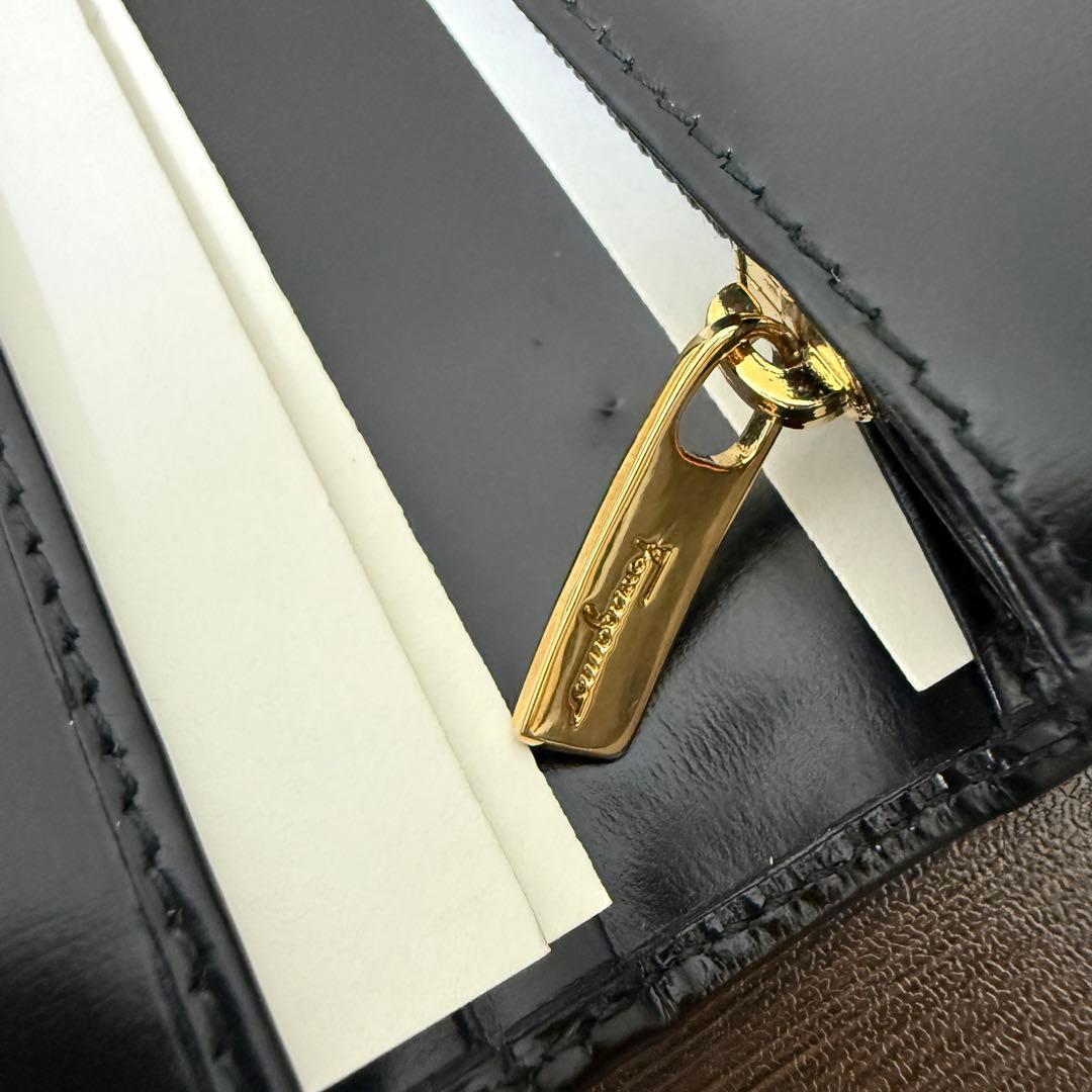 Salvatore Ferragamo フェラガモ ガンチーニ ブラック長財布