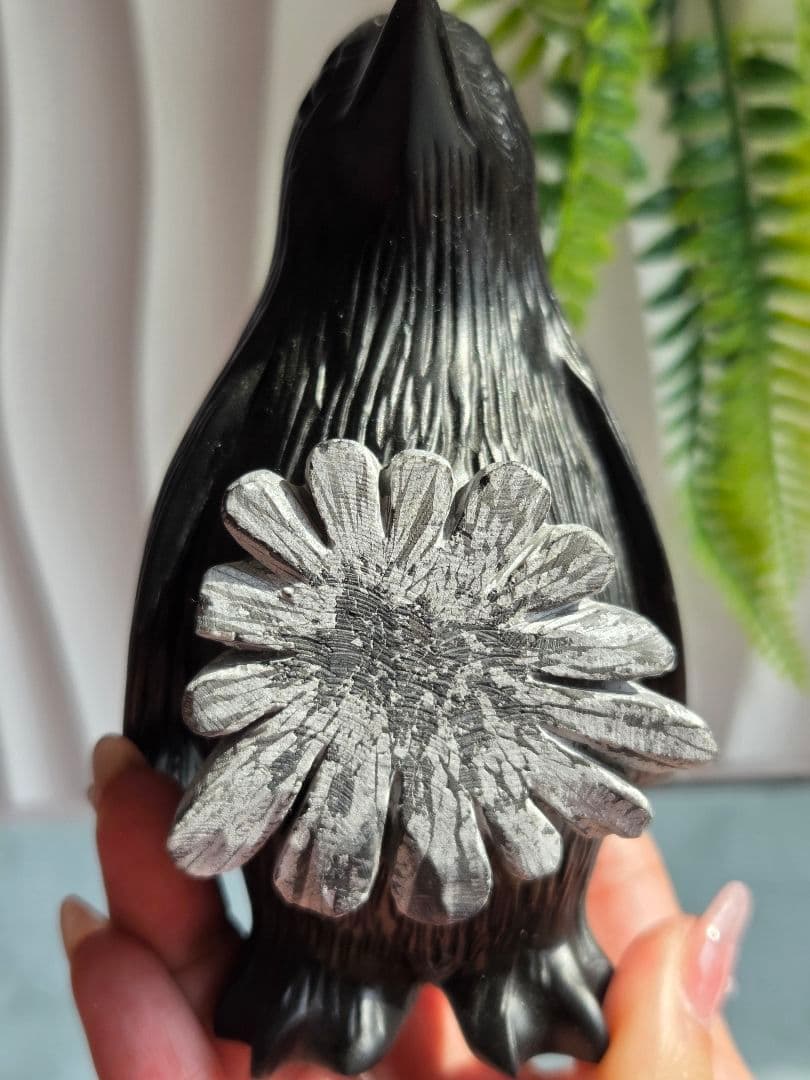 菊花石ペンギン置物