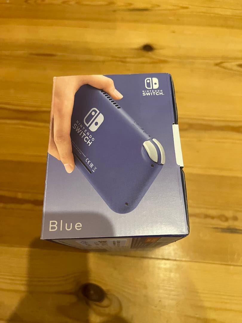 Nintendo Switch Lite パープル　ブルーノ