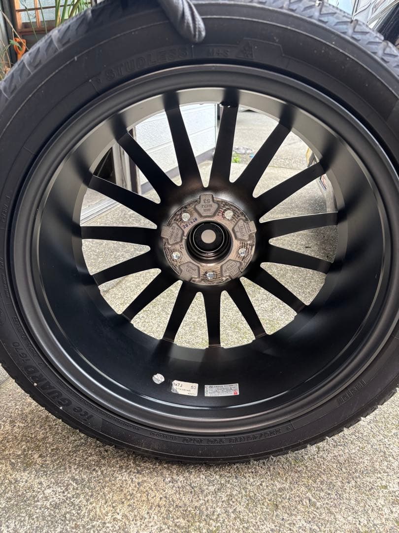 モカ　225/45R18 ホイール付きスタッドレス