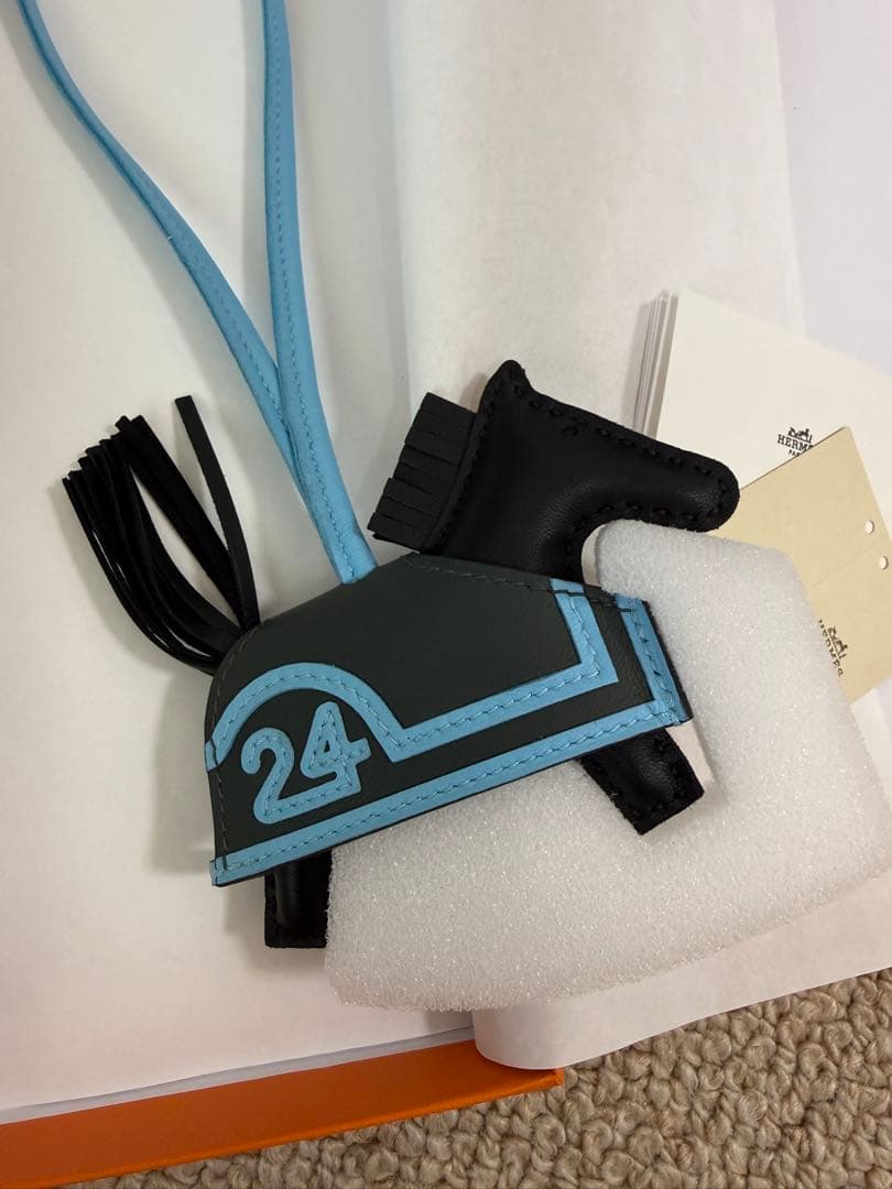 エルメス　ロデオチャーム　ロベオ24 PM