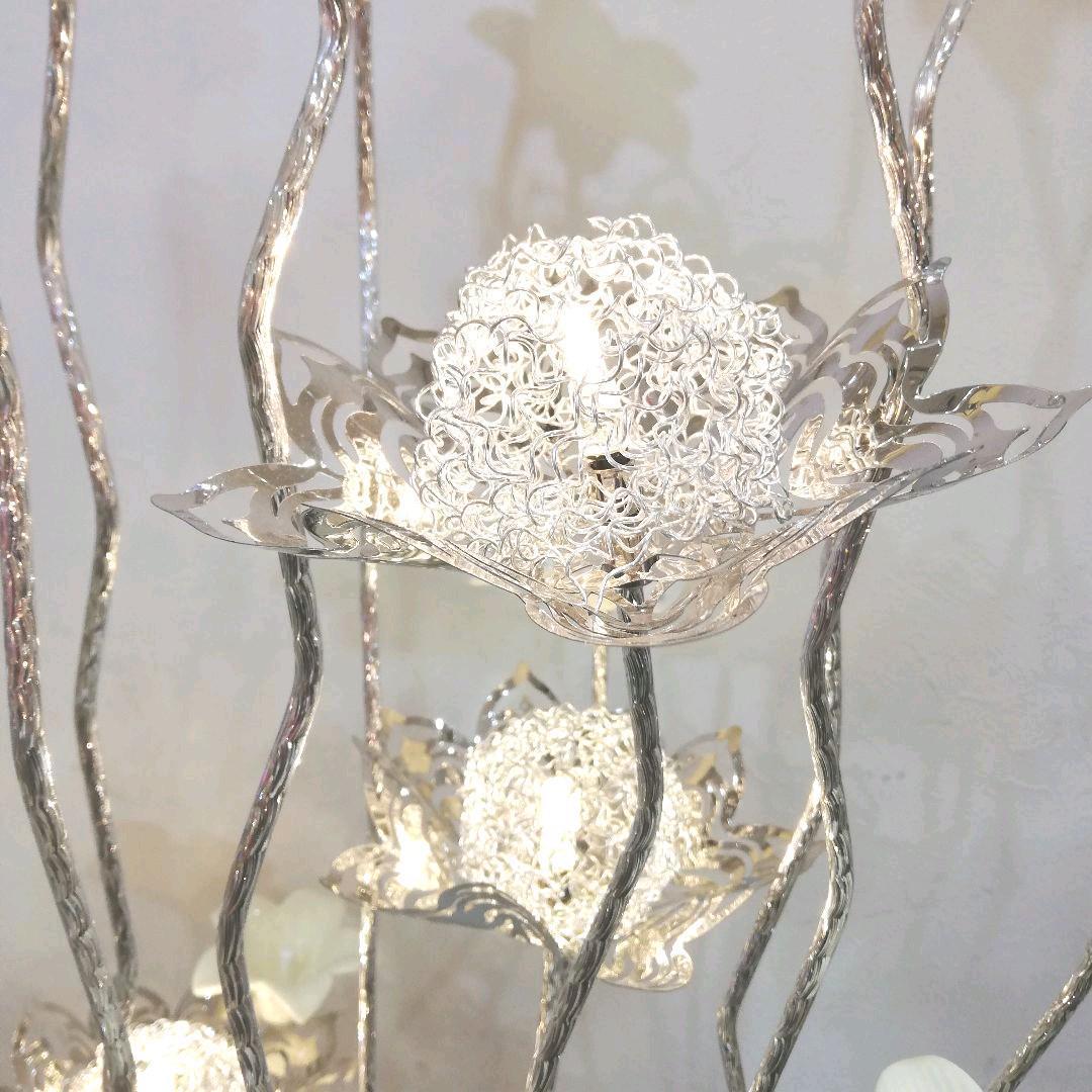 フラワーモチーフ フロアスタンド LEDライト付き　B級品