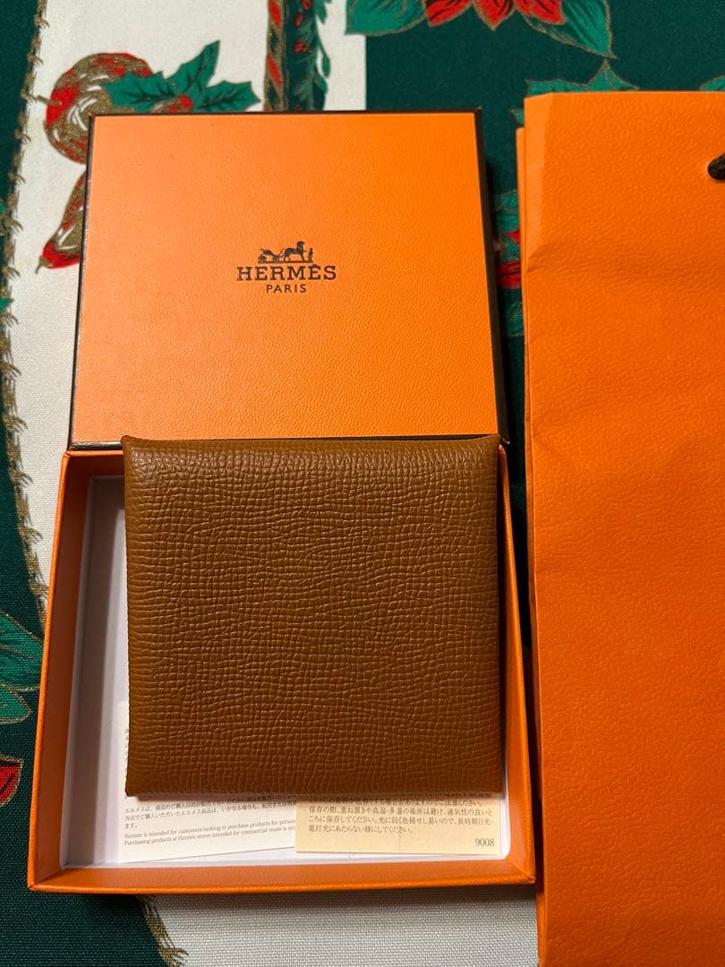 予約品☆ 新品未使用品⭐︎HERMES バスティア　ゴールド・ヴェールフィ
