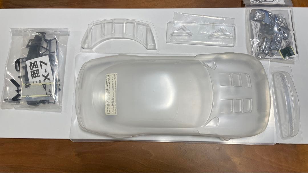 ヨコモ製 RE Amemiya RX-7 FD3S ボディキット