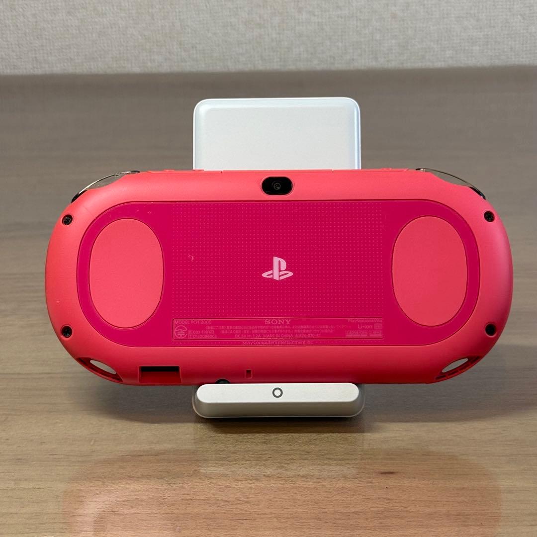 4-144 PSVITA PCH-2000 ピンク/ブラック