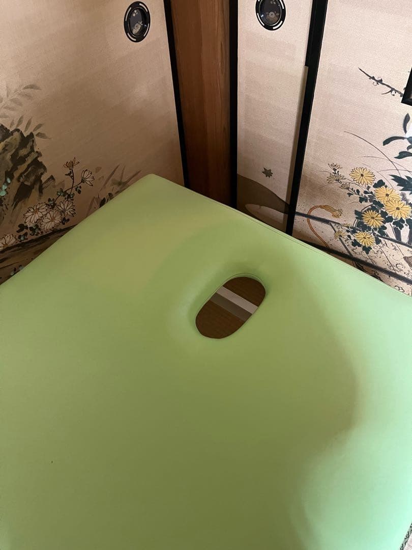 高田製作所整体ベッド！有孔手動アイホットハイロー！