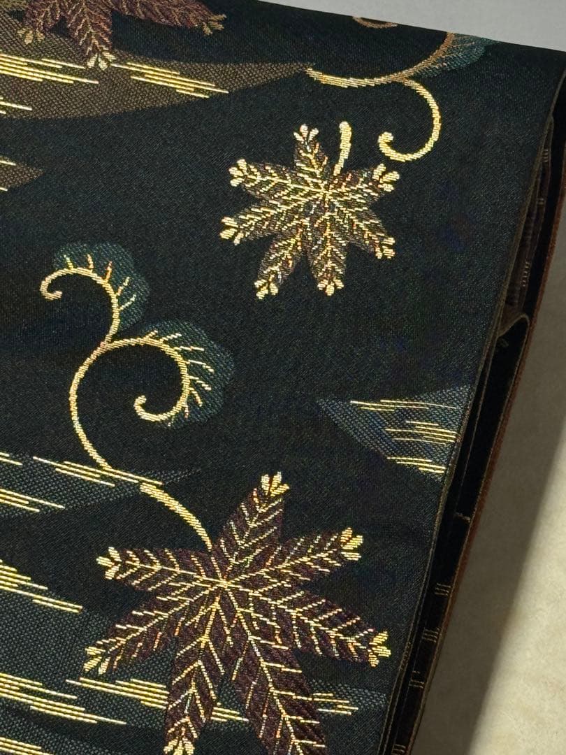 [美品] 長尺　半幅帯　小袋帯　正絹　黒　唐草　カジュアル　小紋　紬　無地