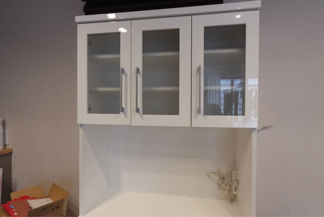 【送料込み設置】ニトリ　キッチンボード　レジューム幅90 食器棚