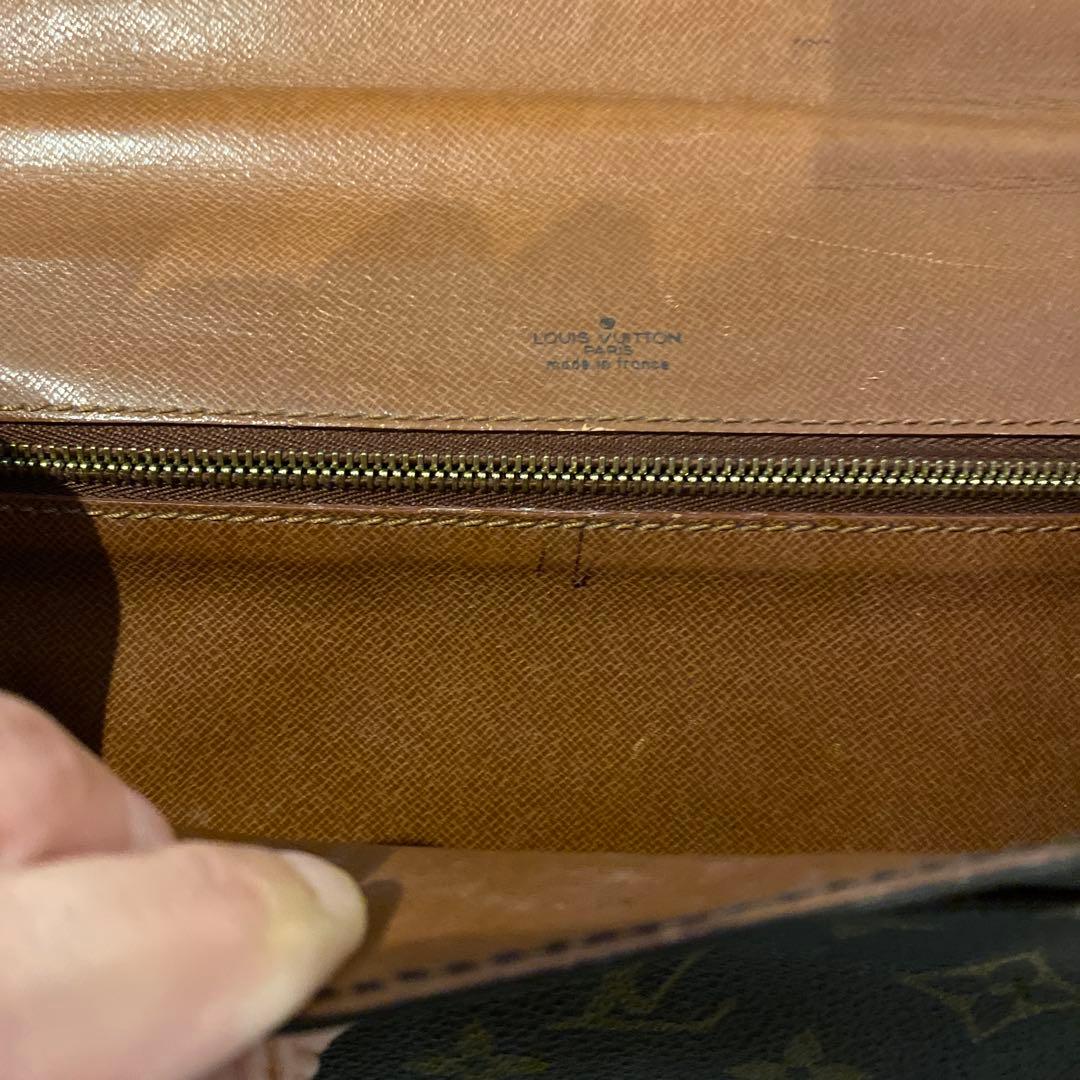 Louis Vuitton モンソー28