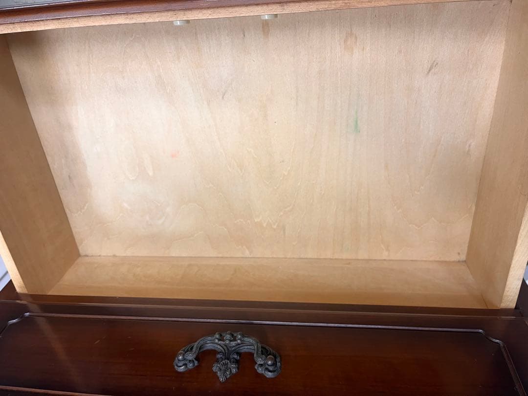 最終価格！送料込み！カリモク コロニアル 木製チェストチェスト ４段　引き出し