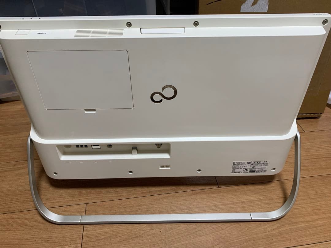富士通　一体型パソコン