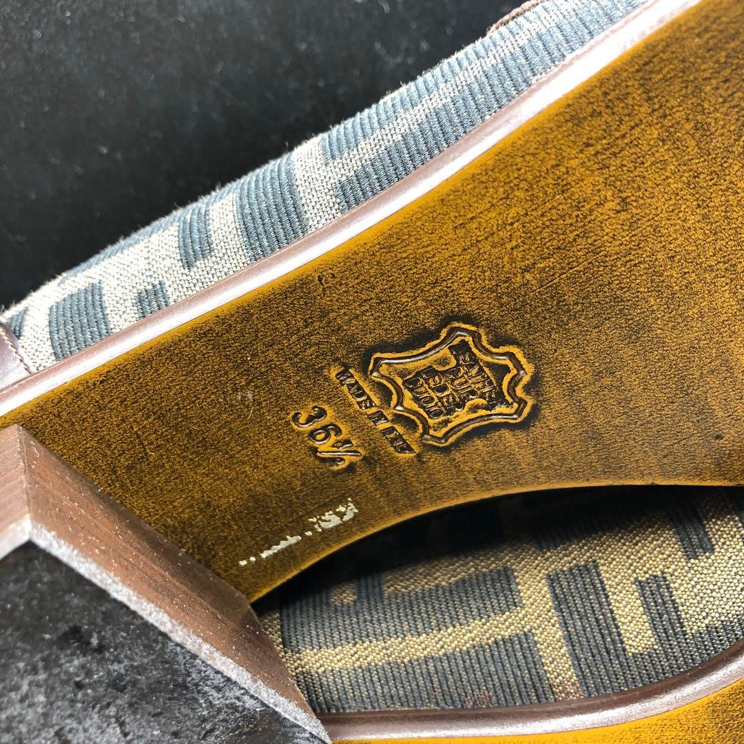 M.5097 イタリア製 FENDI フェンディ 箱付き ズッカ柄 ローファー