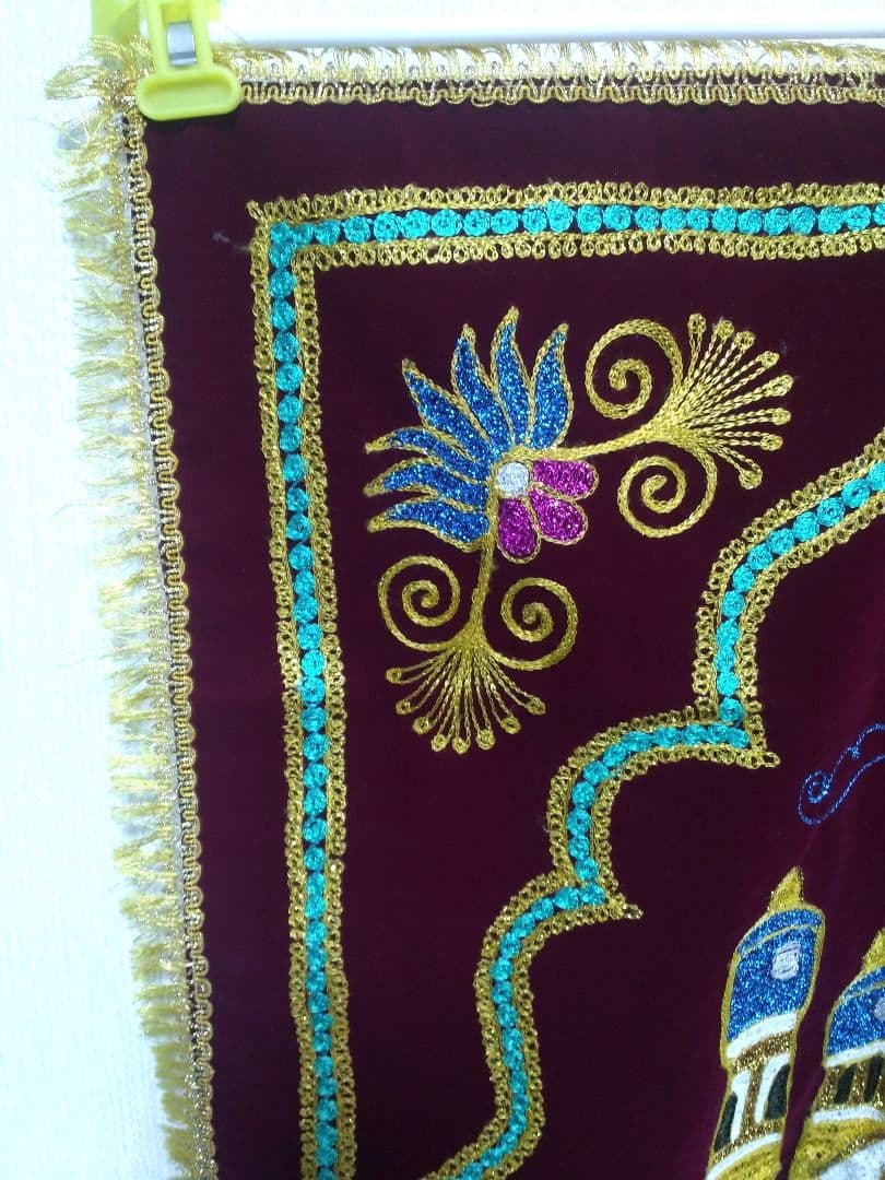 80年代製　ウズベキスタン製　ヴィンテージ　スザニ刺繍　貴重品