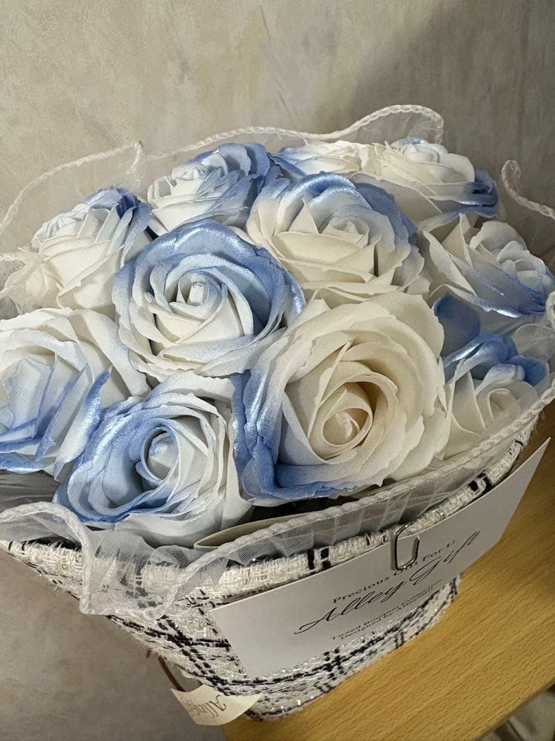 alley gift 青色のグリッターローズ