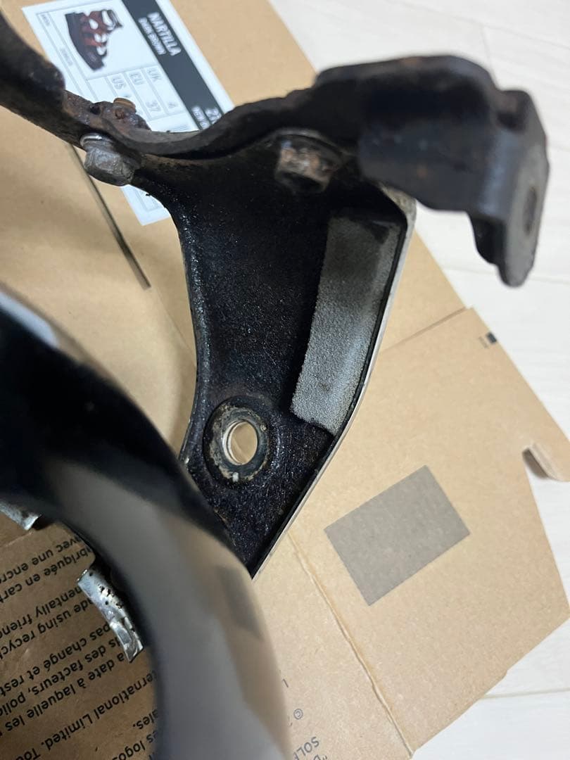 ヤマハ SR400 純正ヘッドライト、ステー