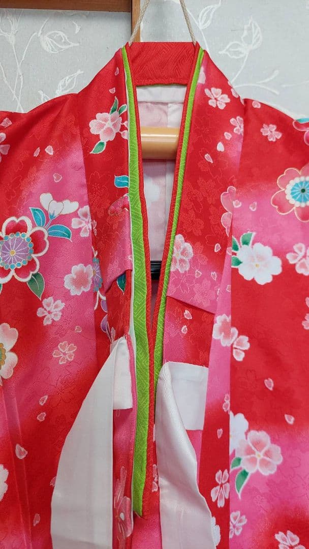 NA331子供着物3歳用ポリエステル新品未使用品綺麗着丈87センチ裄丈47センチ