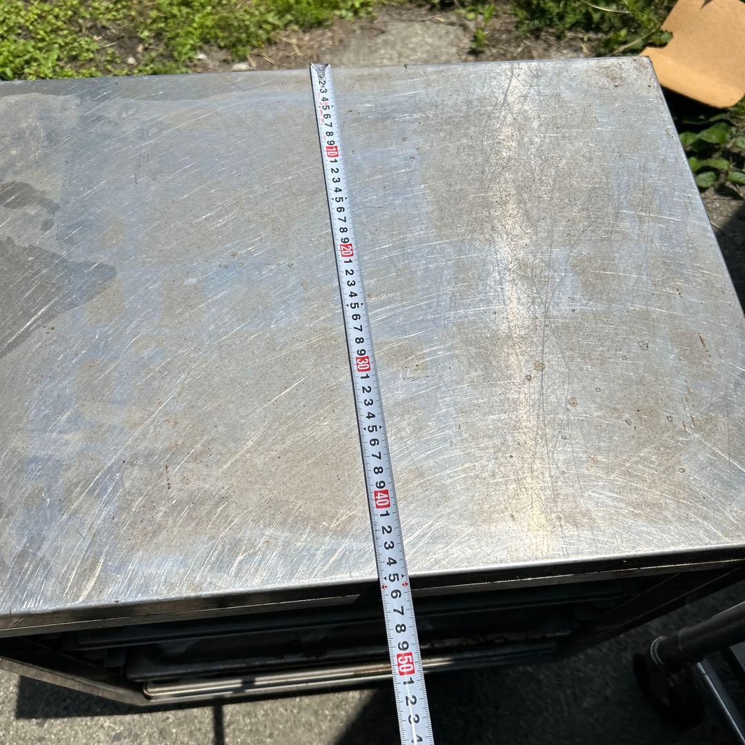 業務用　ステンレスラック　ホテルパン用　コロ付き　ホテルパンは付きません。