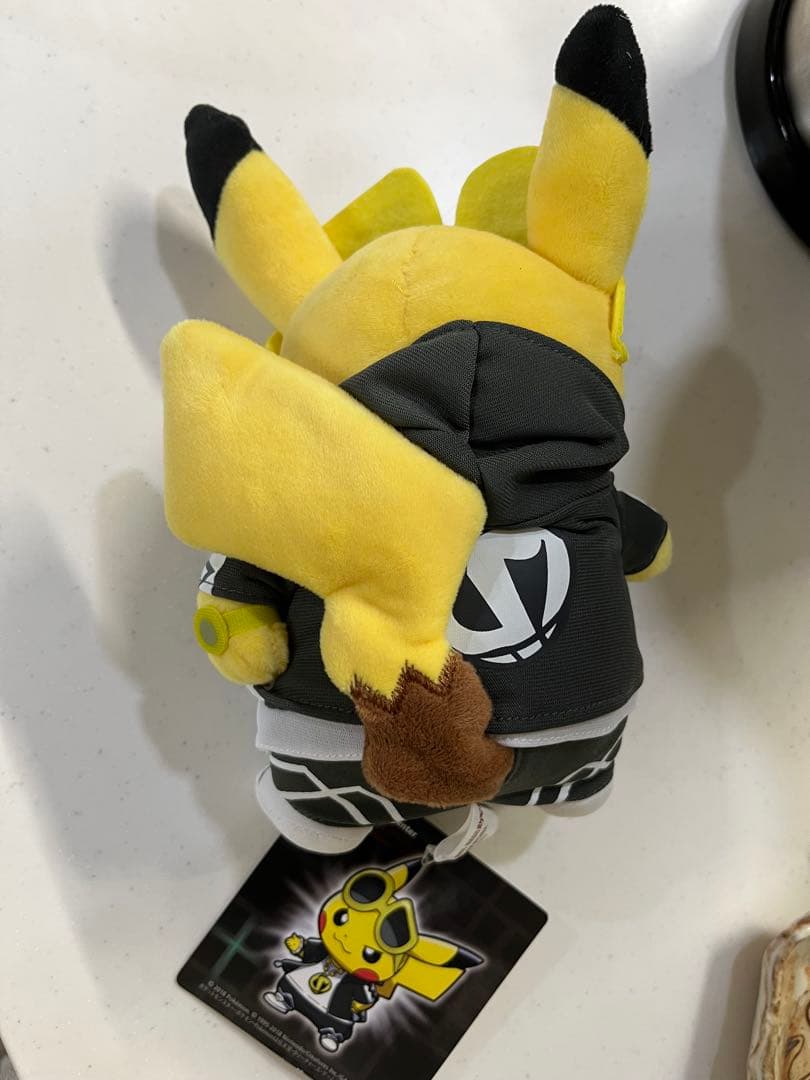 ポケモンセンター ピカチュウ グズマ ぬいぐるみ