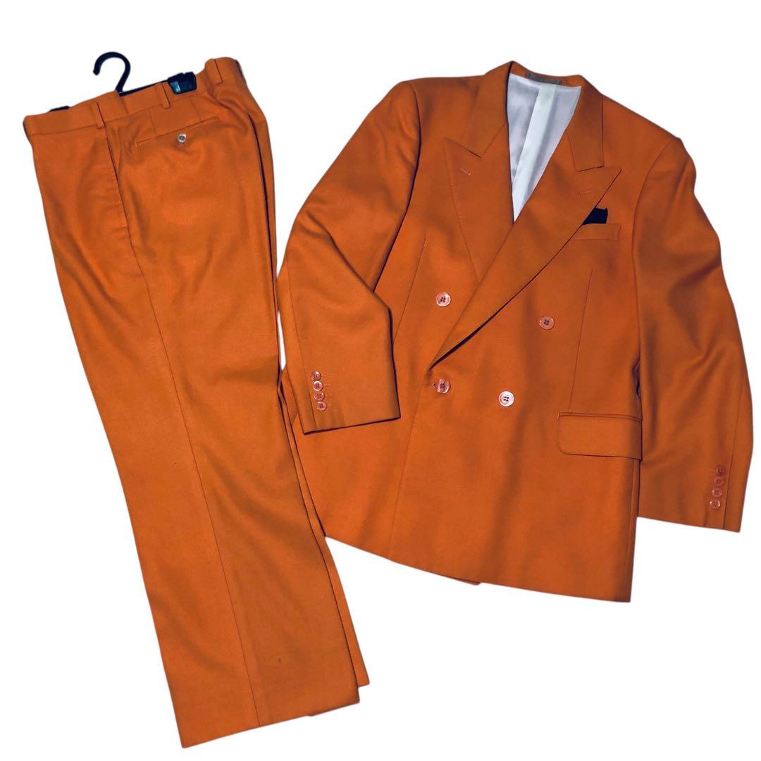 メンズ オレンジ ダブルブレストスーツ ステージ衣装 イニシャル有り 古着