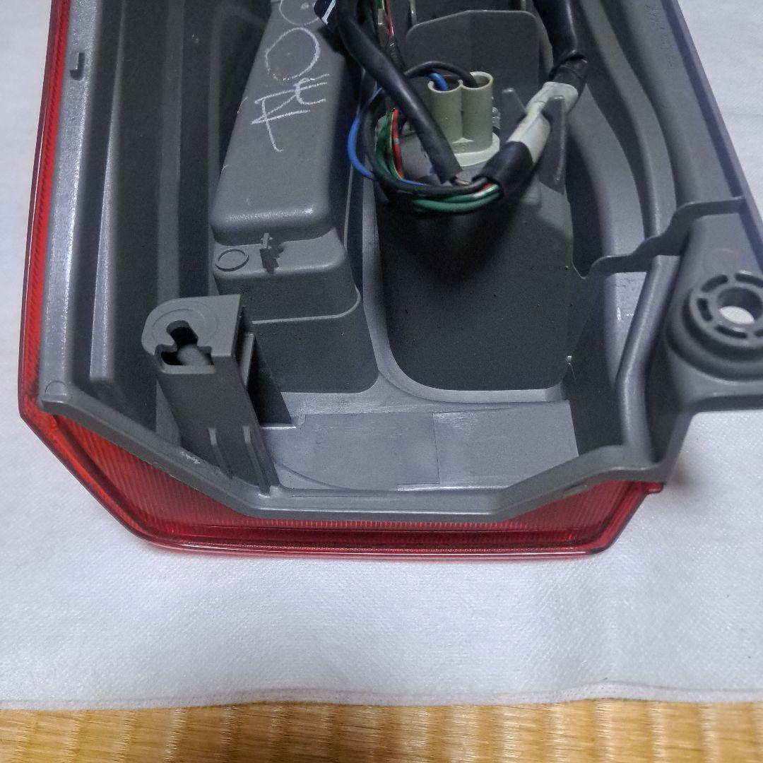 ダイハツ★タント★タントカスタム★LA600S ★LED テールランプ★右★良品