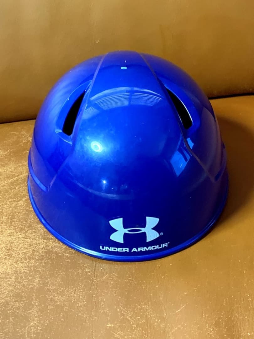 新品2026年アメリカ限定☆最高級アンダーアーマー☆キャッチャーヘルメット☆青☆