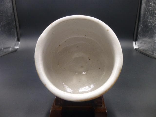 斗出庵（人間国宝 荒川豊蔵） 識箱　志野茶碗／銘「風声」／共箱・共布