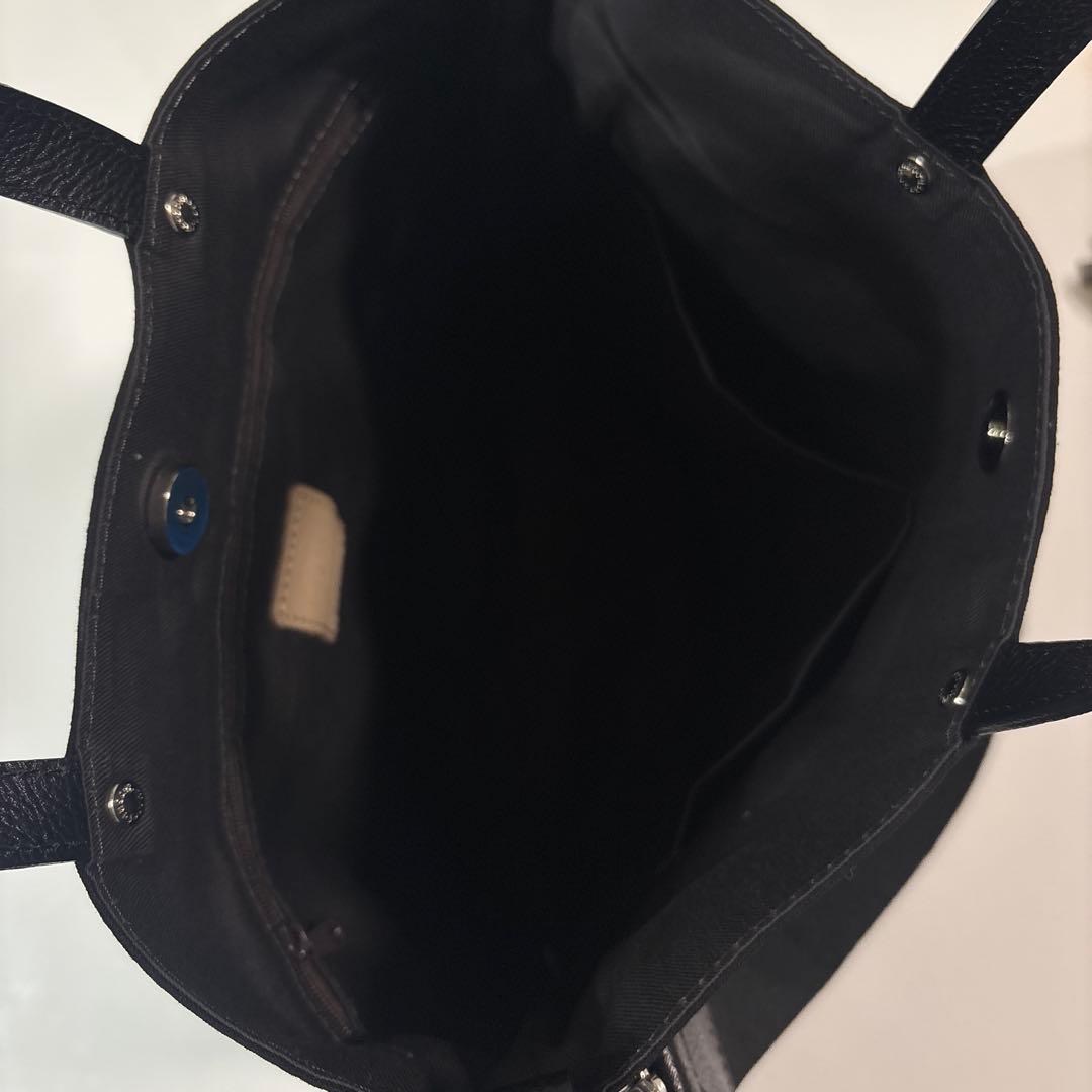 ほぼ未使用ラシット今期A4入るコーデュラナイロン刺繍2wayバッグ