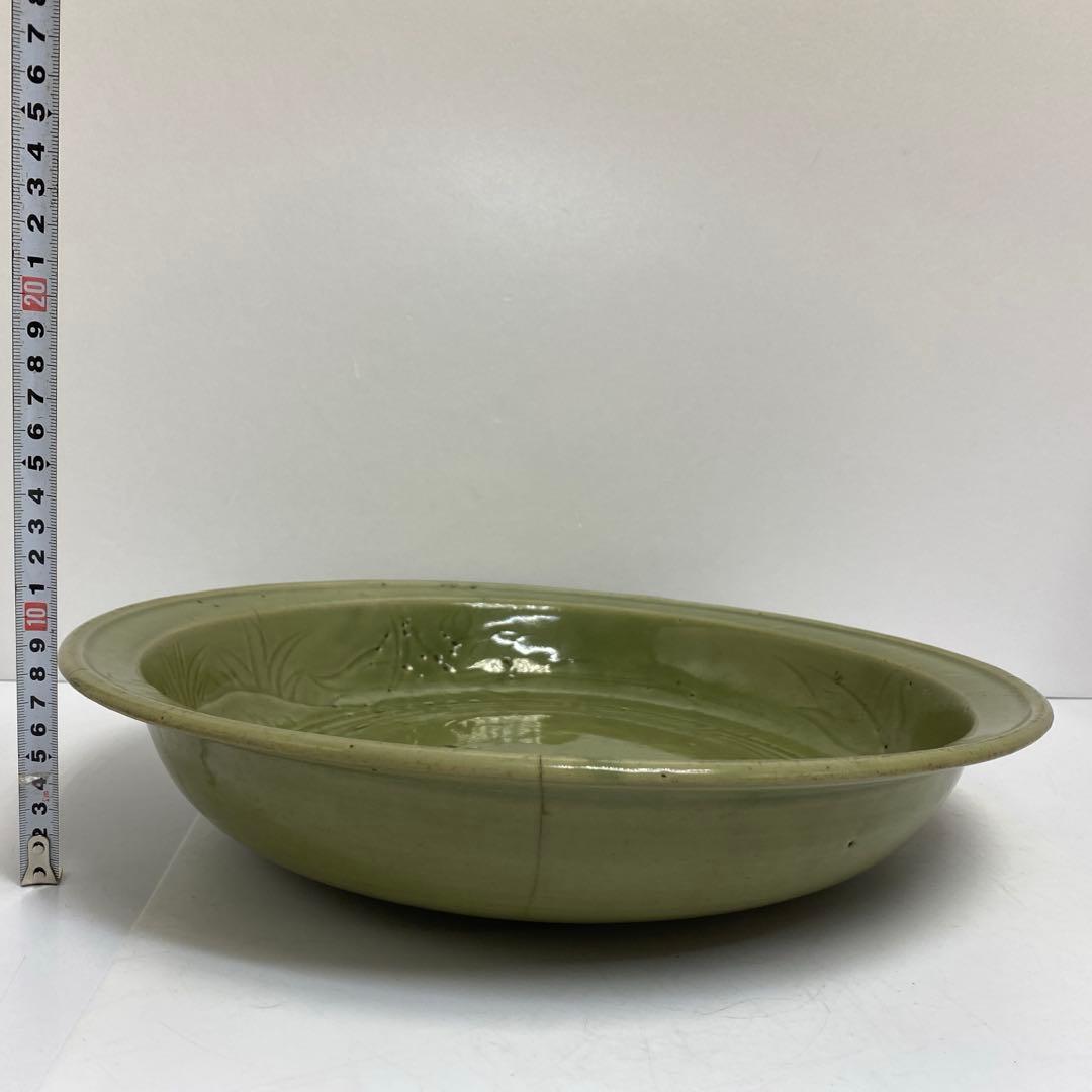 江戸初期　初期伊万里　青磁大皿　木箱付　幅約38.2㎝　東さ8-0104①