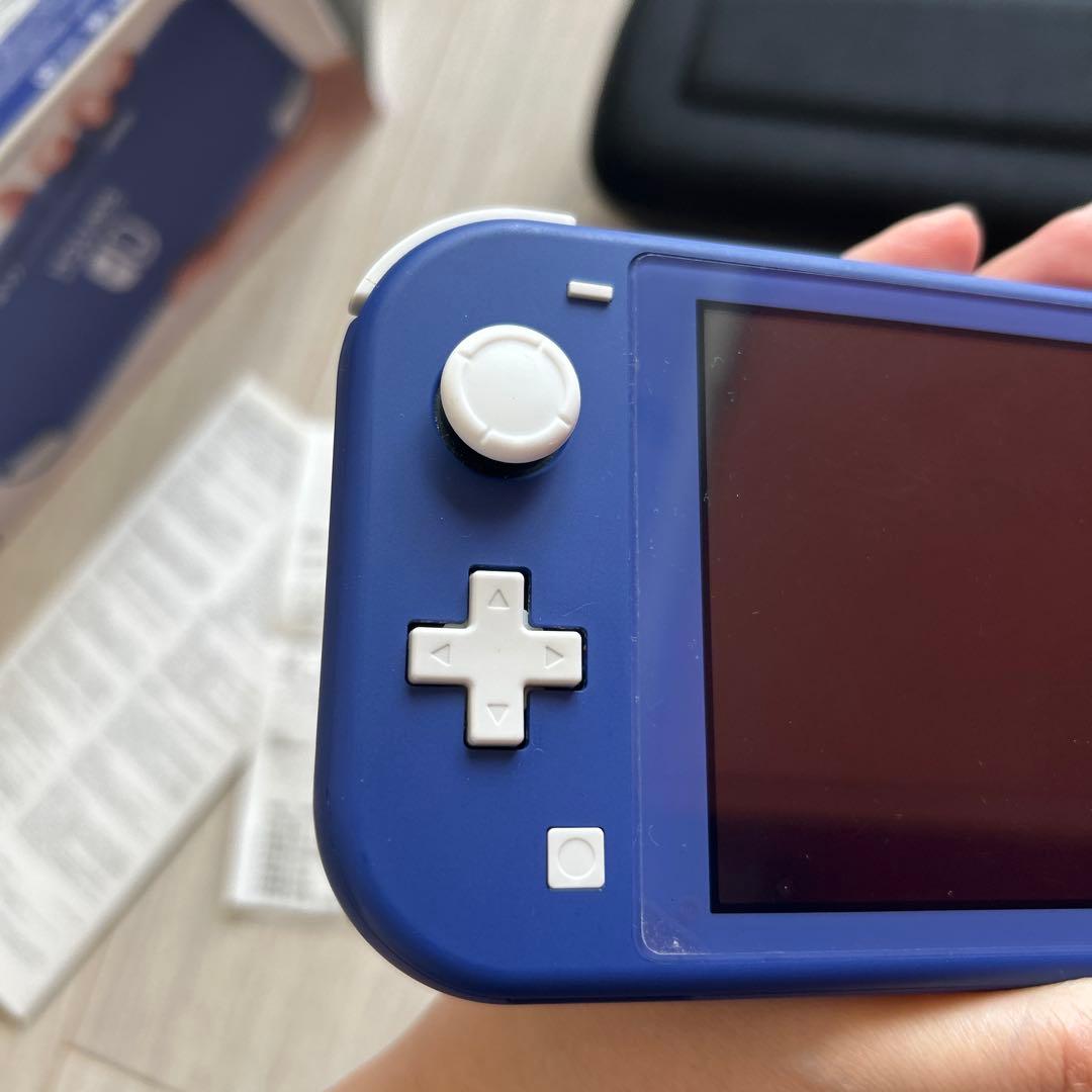 switch lite ブルー