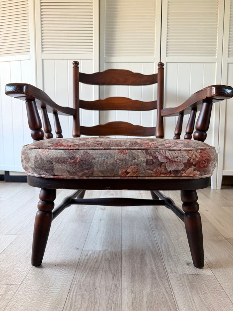 ③飛騨産業 キツツキ フロンティア アーム付きソファチェア カントリー 木製