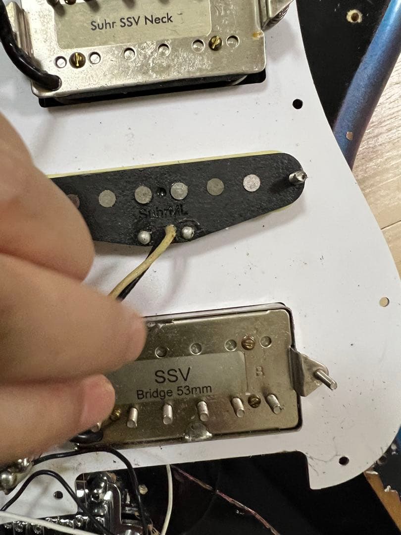 フジゲン　suhrピックアップ レリック加工、 エレキギター