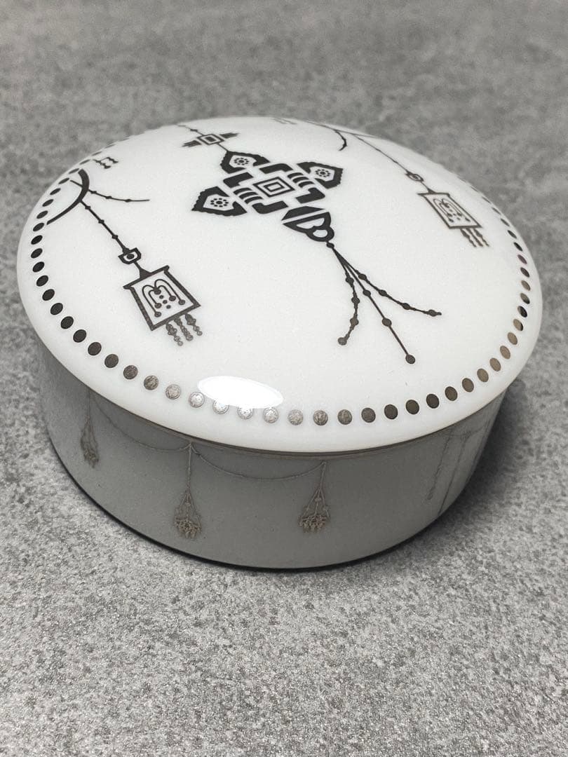 【新品未使用】ハリーウィンストン ジュエリーボックス 小物入れ