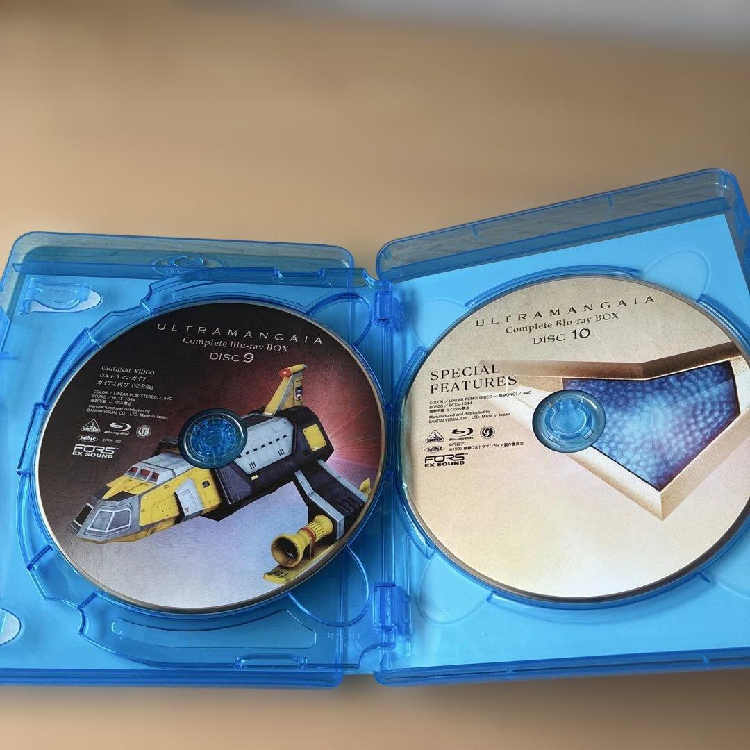 ウルトラマンガイア Complete Blu-ray BOX〈10枚組〉