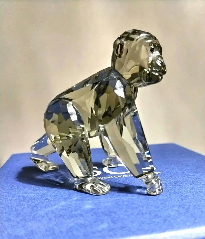 スワロフスキー 2009年度SCS作品 /ゴリラの赤ちゃん　置物