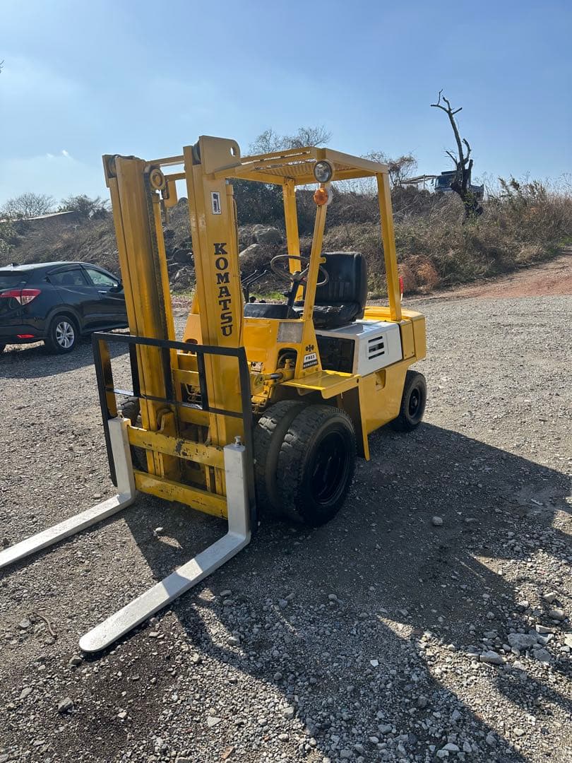 コマツ フォークリフト FD23-7デイーゼル