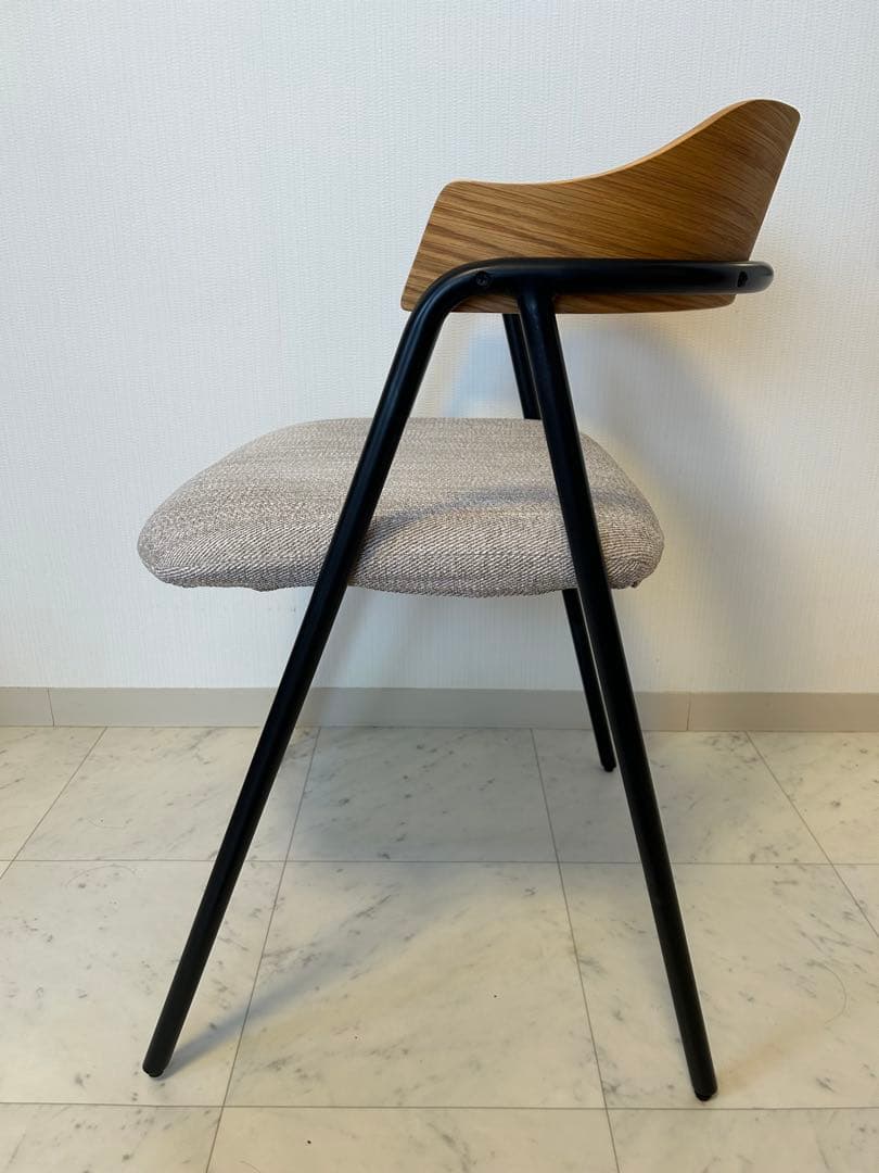 【unico/ウニコ】ELEMT(エレムト)　チェア アイアン