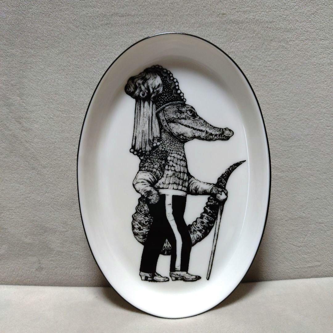 No.5　PARADEワニ　オーバル皿　17cm　ヒグチユウコ