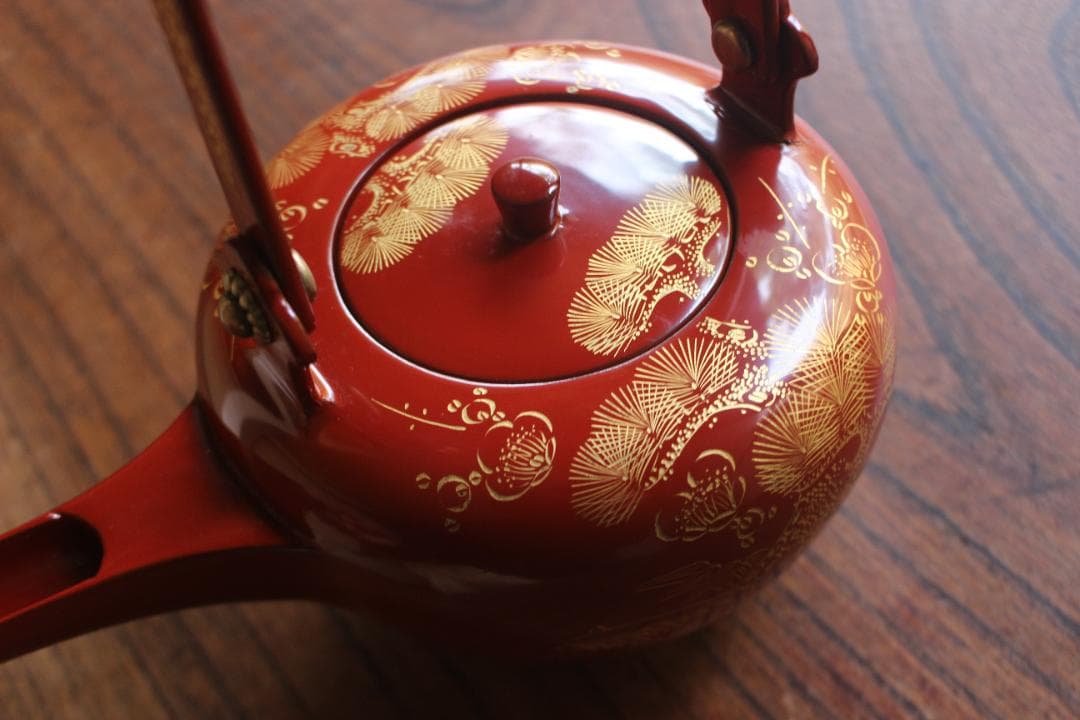 小傷有！極上朱漆に蓬莱沈金の美しい輪島塗の屠蘇器＆重箱セット（検お重