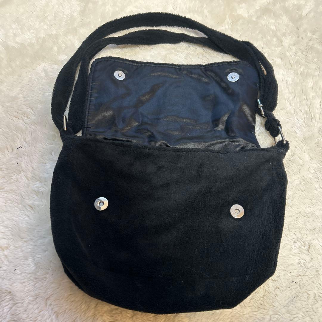 CHANEL ブラックショルダーバッグ