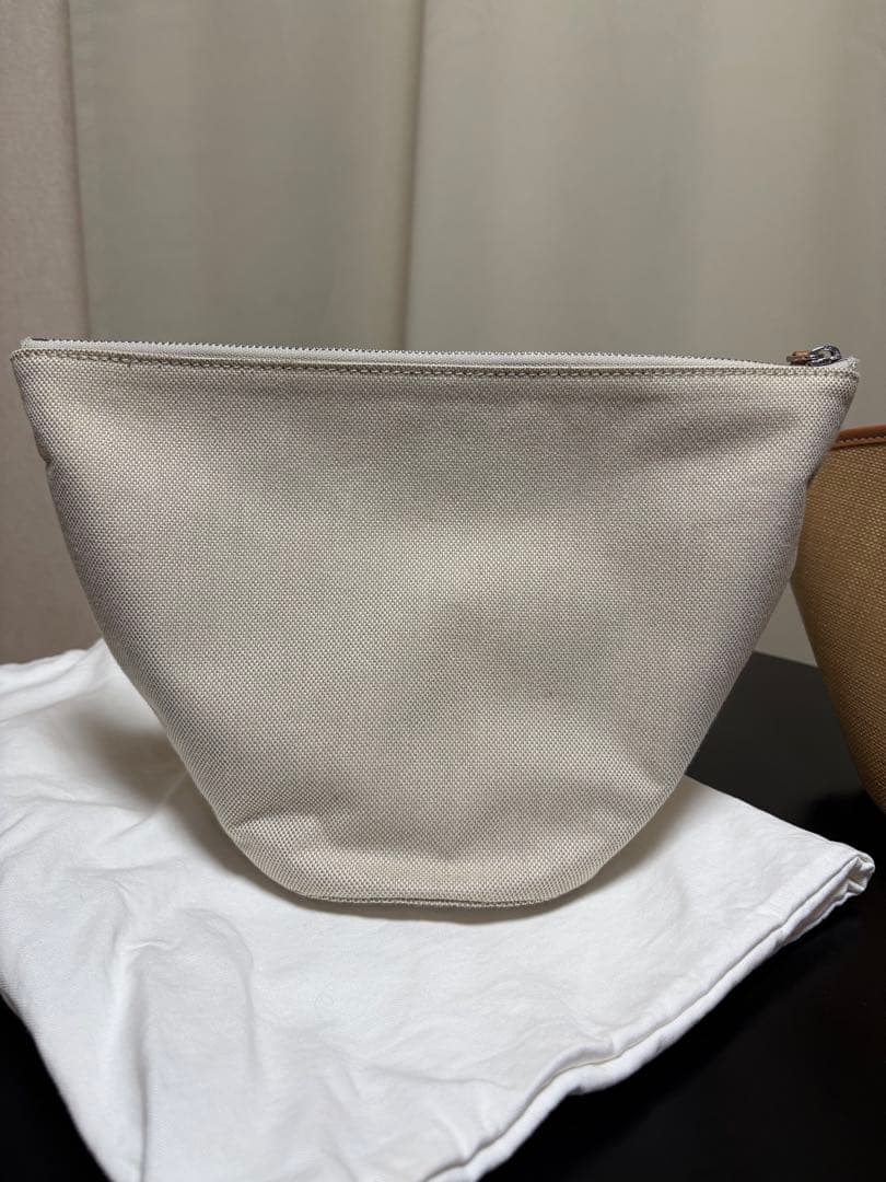 VASIC ベージュ トートバッグ かごバッグ　バスケットミニ