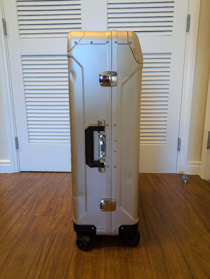 ゼロハリバートン　スーツケース