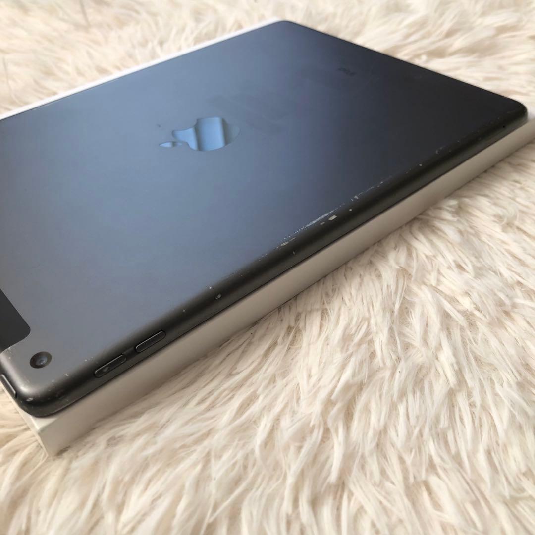 【完動品】iPad 第7世代 128GB SIMフリー 【すぐ発送】