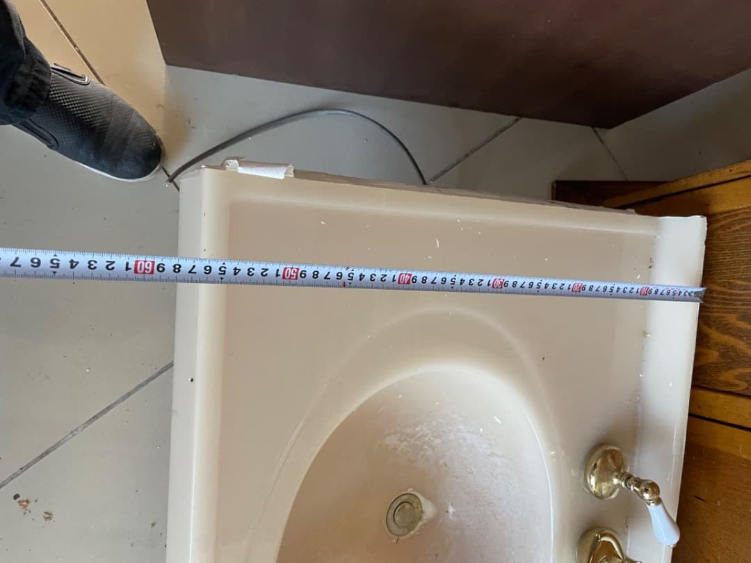 イタリアで購入　洗面台　パウダー台付