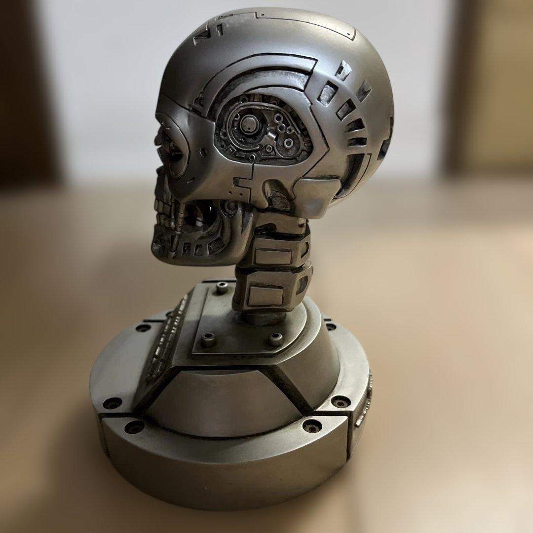 T-800 ターミネーターフィギュア