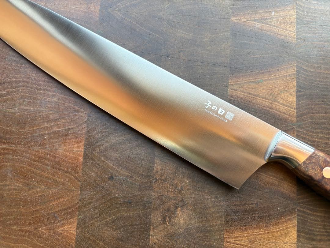 子の日　nenox 牛刀　270mm 包丁　ハイカーボン　ステンレス　洋包丁　鞘