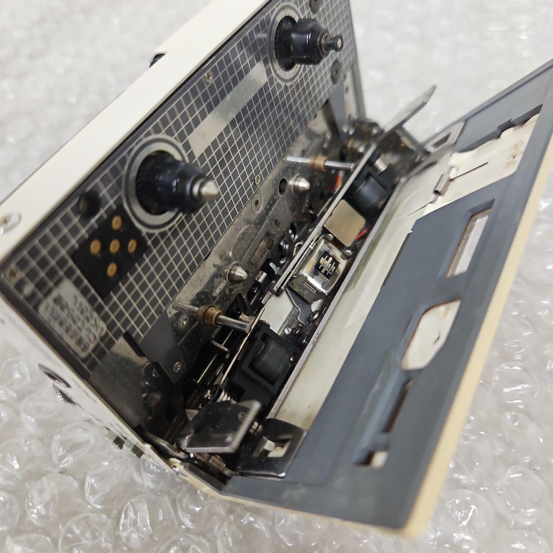 東芝　ポータブルカセットプレイヤー　Walky ウォーキーKT-AS10