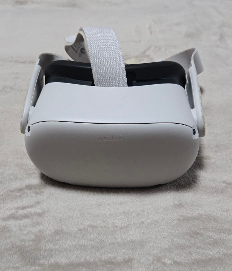  Quest 2 VRヘッドセット　64GB